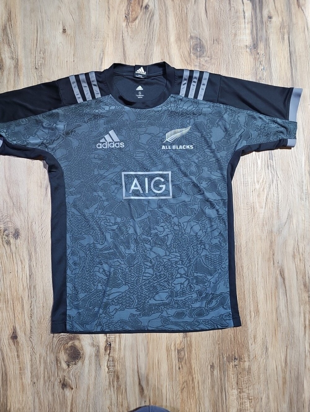 Adidas New Zealand All Blacks Rugby Shirt Men S Black Gray AIG Jersey Climacool
